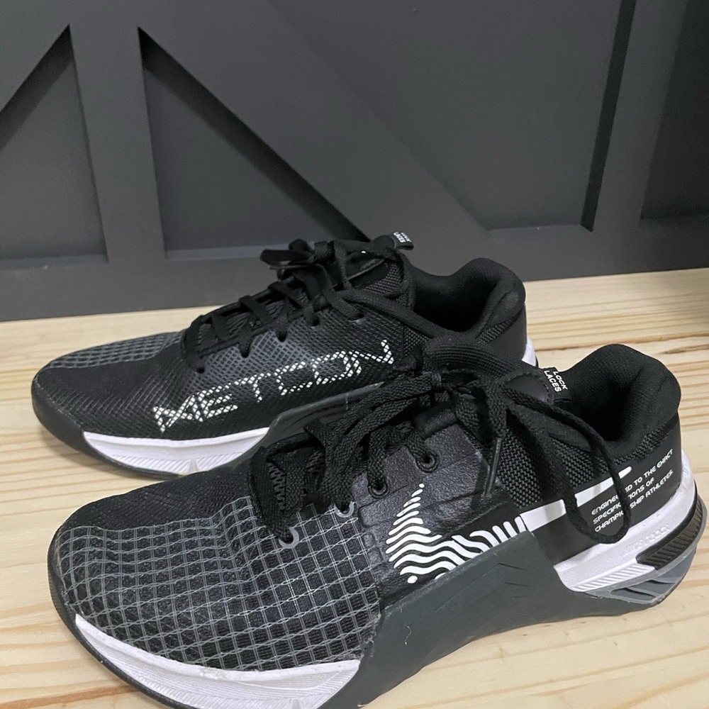 Nike Black and White Athletic Training Shoes
